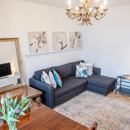 Apartment Center Bright 2-rooms Scandinavian Helsinki